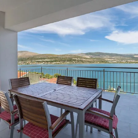 Apartment Petar Trogir