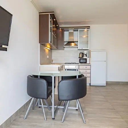 Petar * טרוגיר