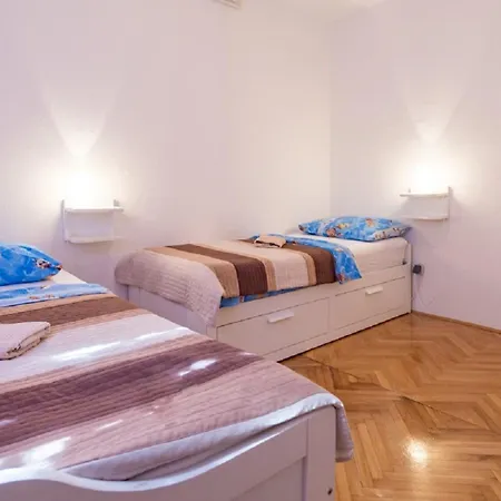 Petar Апартаменти *